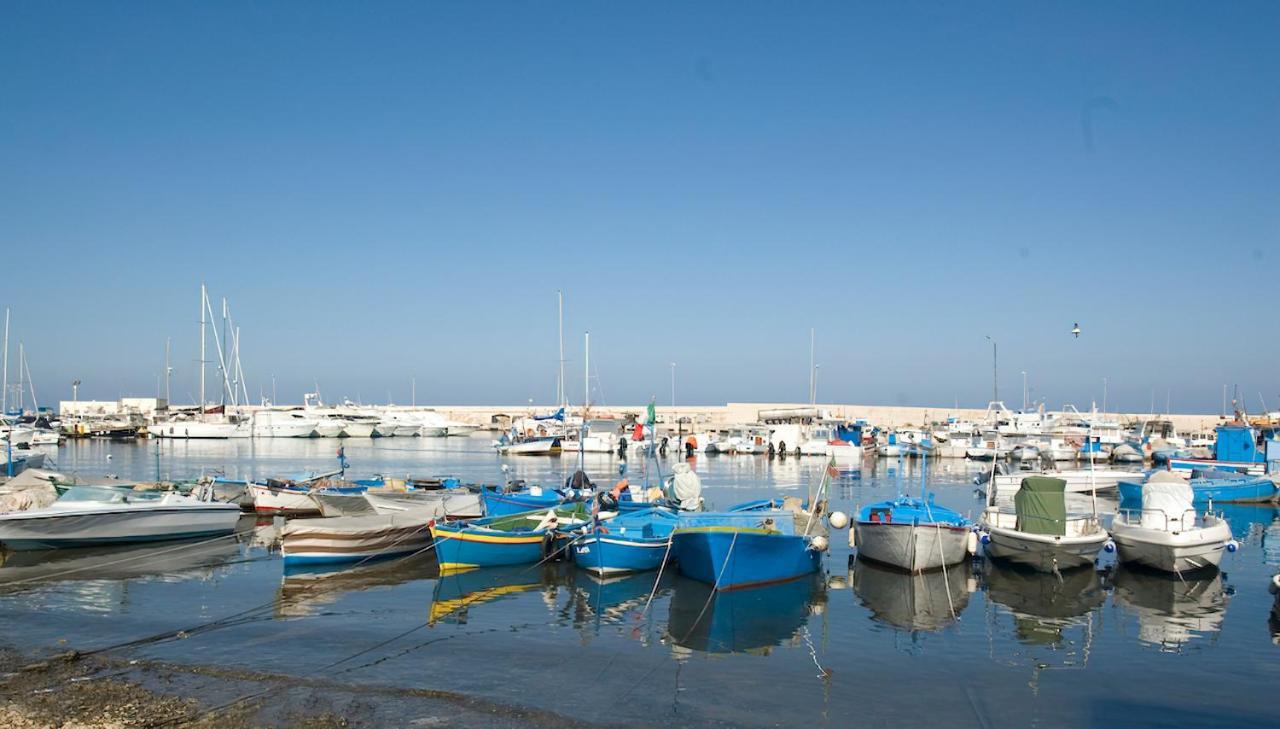 Regina Di Cuori Apartman Mola di Bari Kültér fotó